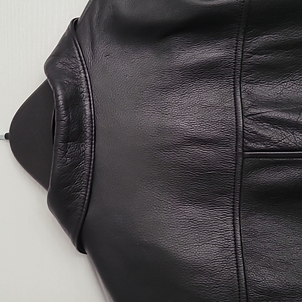 Girl's Black Copper Key Genuine Leather Jacket Size 14/16 - Picture 7 of 10